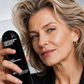 💥【50% OFF】🔥 Volumeversterkende Stylingspray | Voor Dun Haar | Lift van de Wortel | Luchtig Niet Plakkerig | Bestand tegen Vochtigheid | Zachte Perzikgeur | 90ml 💇‍♀️