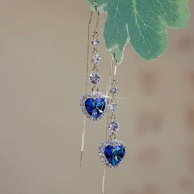 💙 Het ideale cadeau – Prachtige oorbellen met een blauw hartje van synthetische edelsteen 🌿