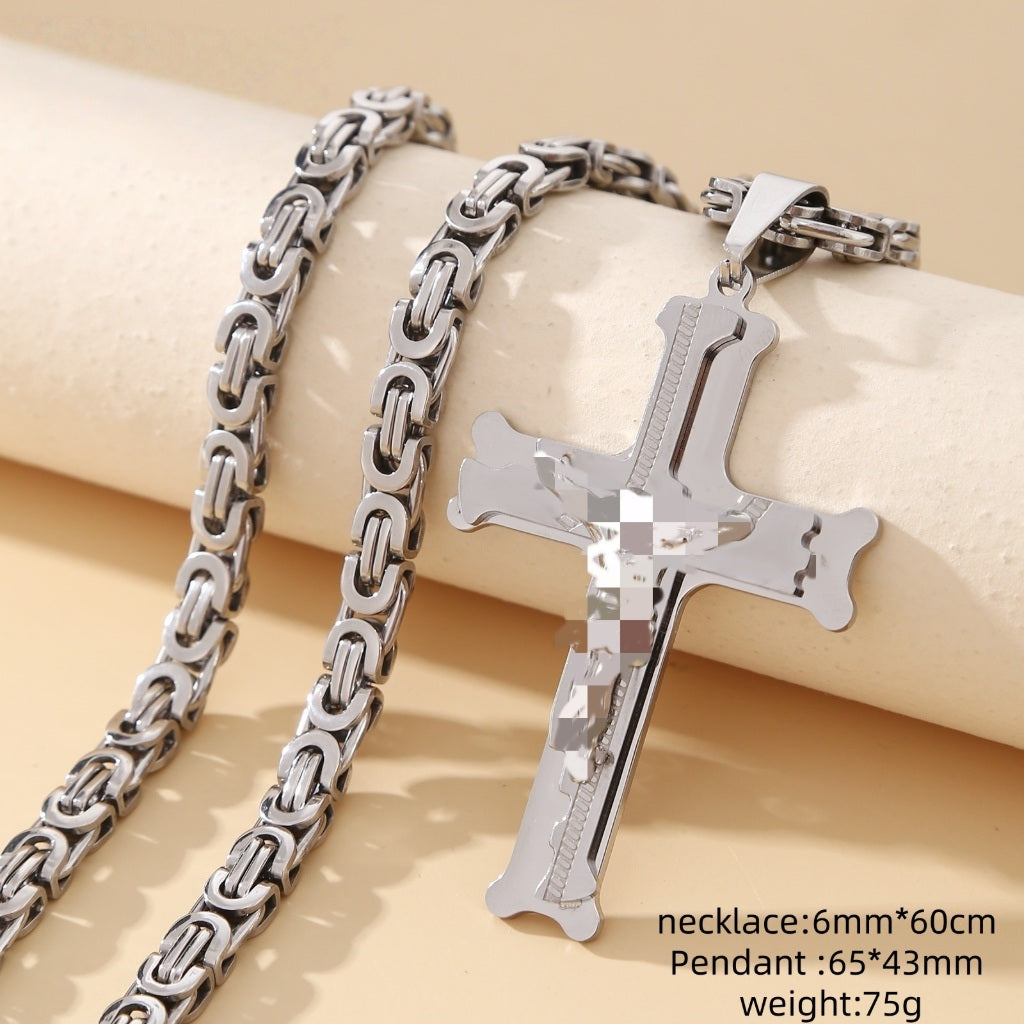 Ketting met opvallende kruishanger