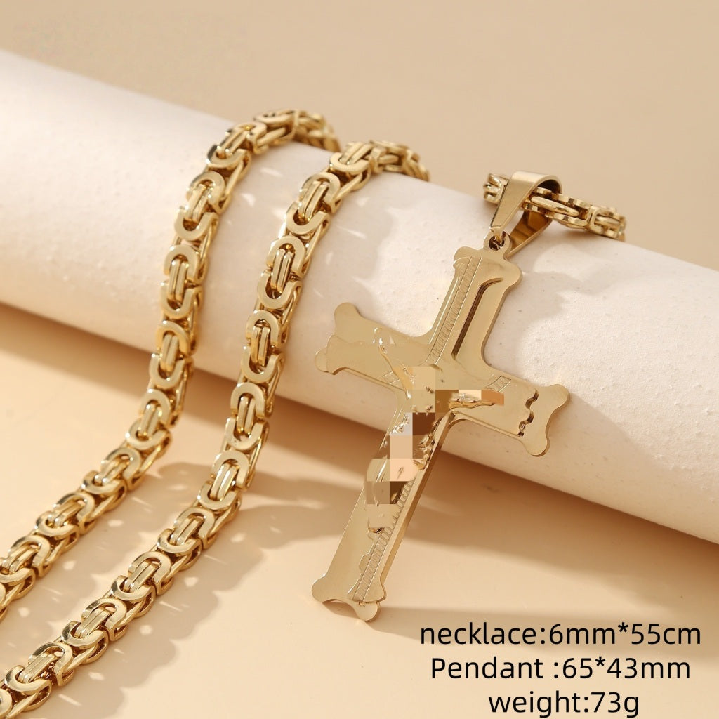 Ketting met opvallende kruishanger